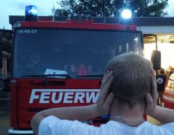 Weiterlesen: Warum wird auch in der Nacht mit Sondersignal gefahren?